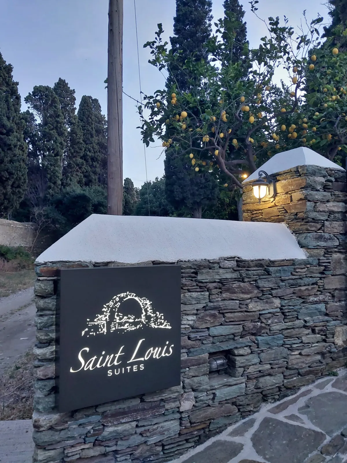 Saint Louis Suites