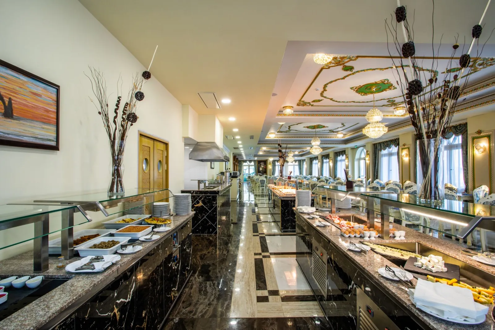 BREAKFAST ROOM