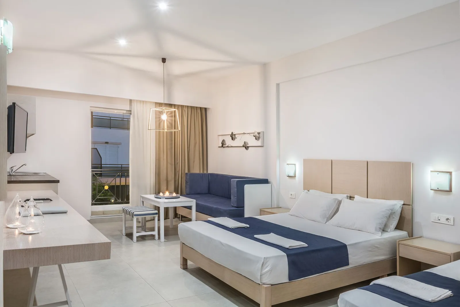 Sea View Hotel & Apartments