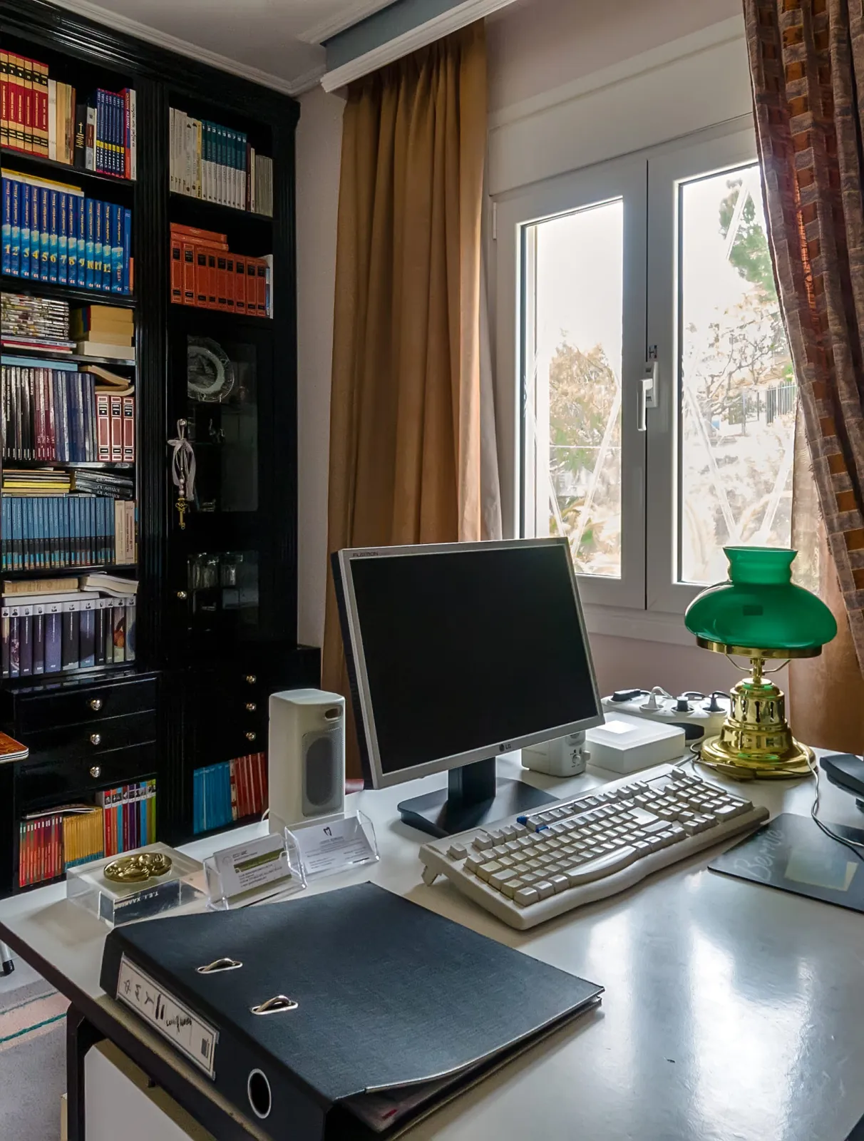 Desk room.