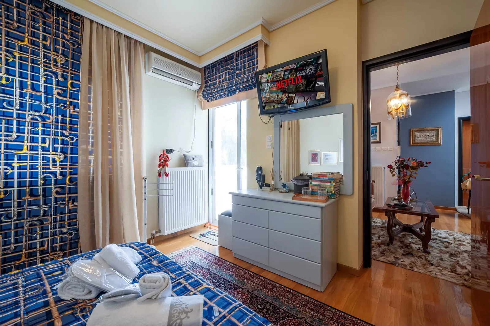 2nd bedroom.