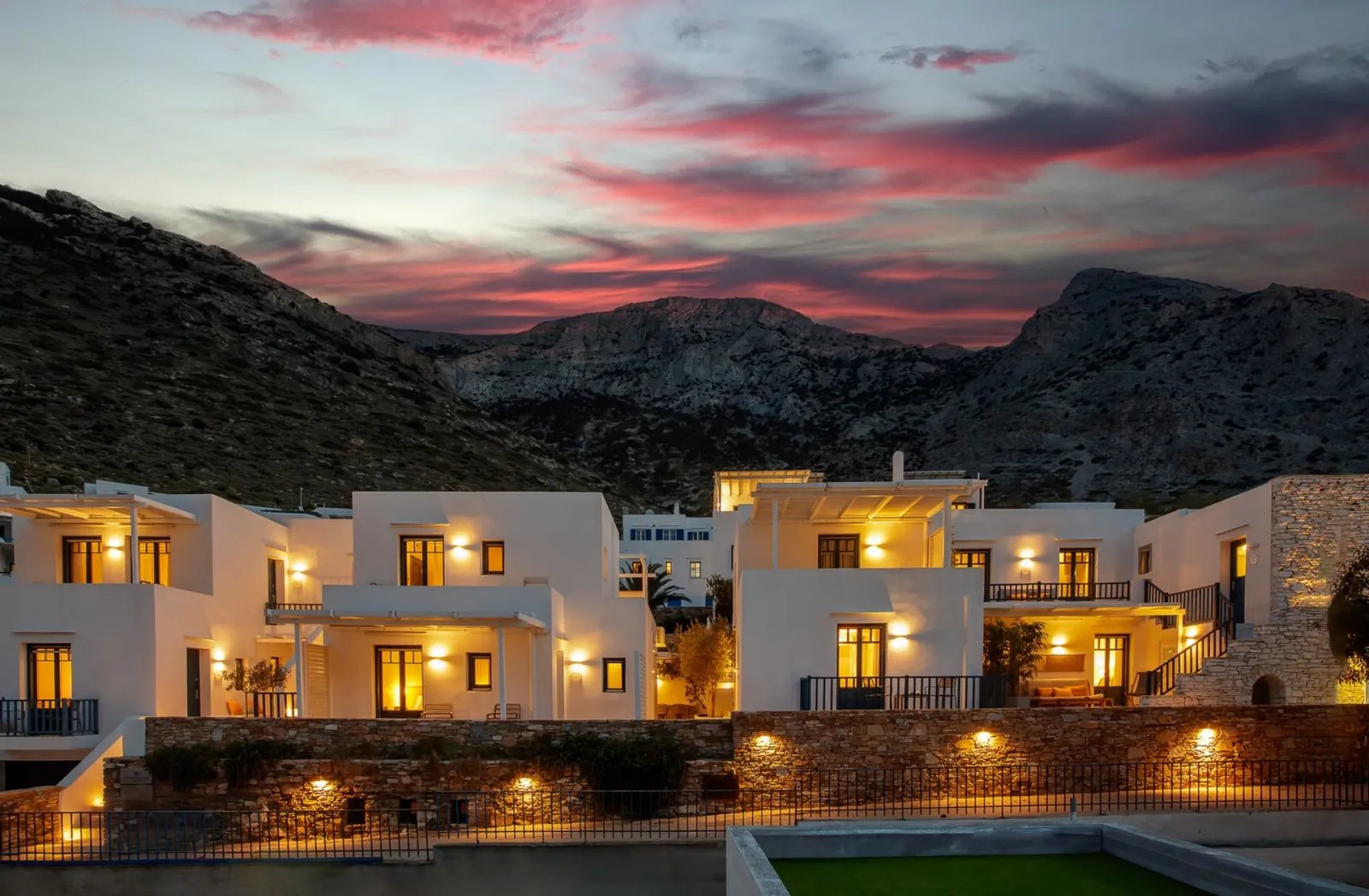 Sifnos House Rooms & Spa
