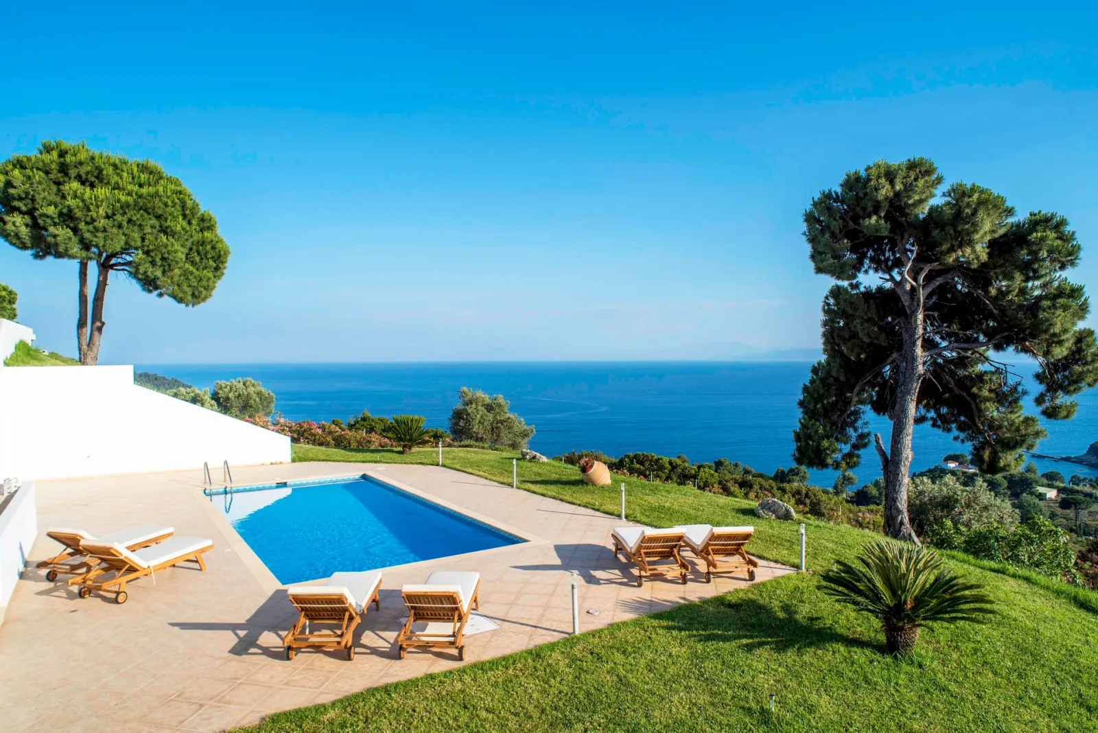 Skiathea Villas