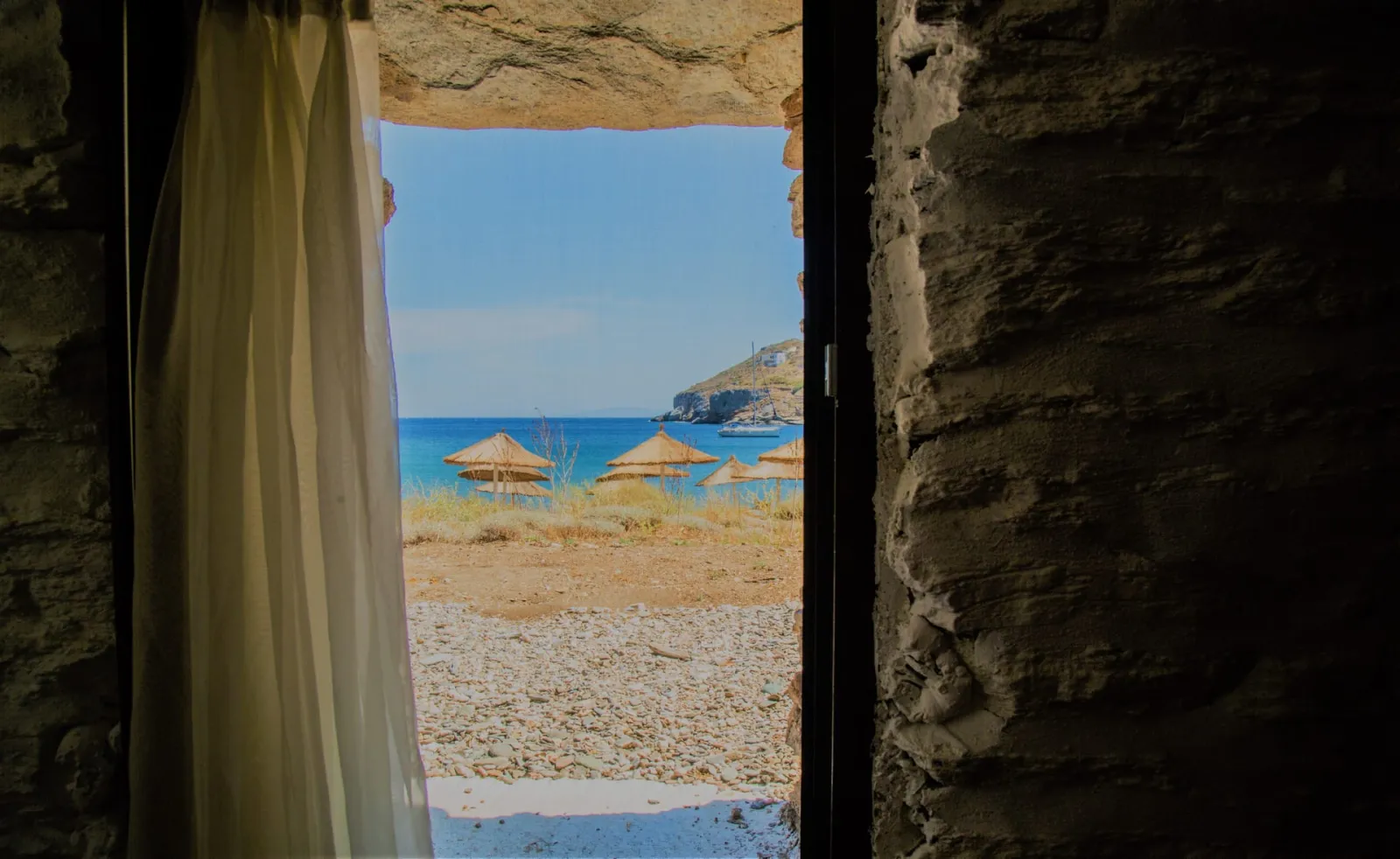 Spathi Beach Suites