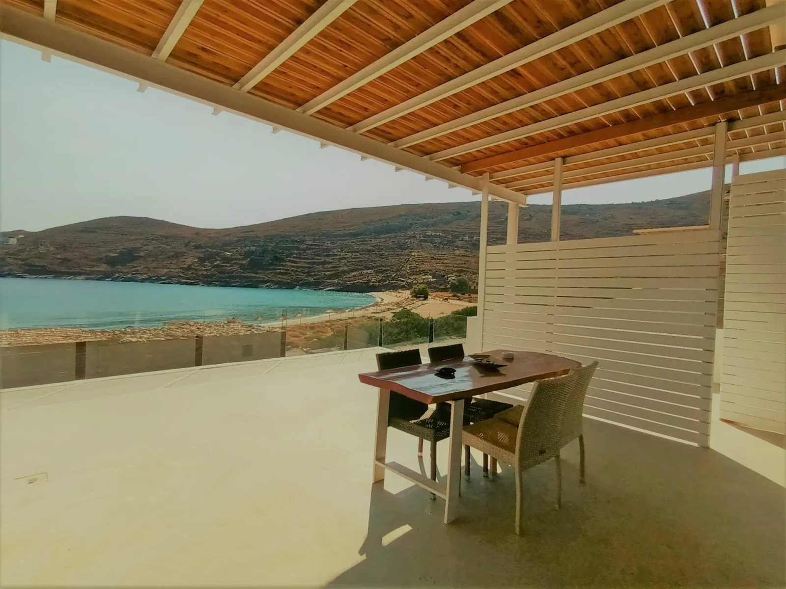 Spathi Beach Suites