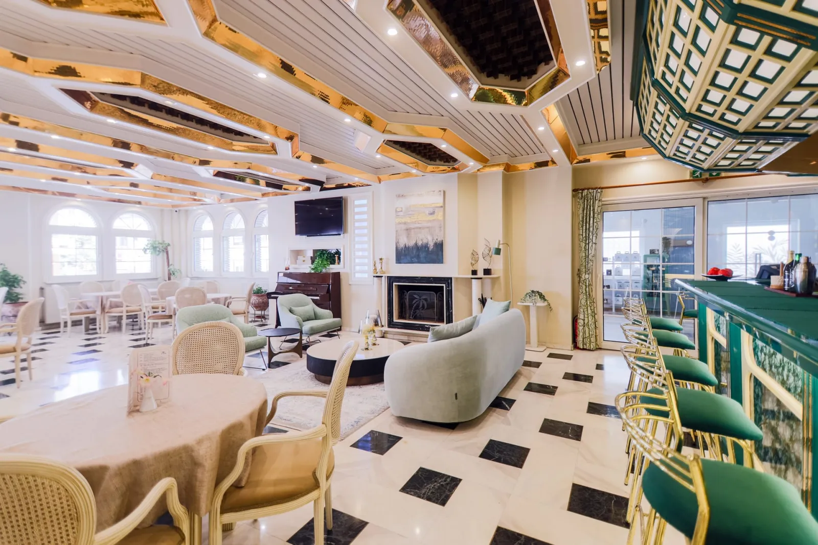 Strass Hotel