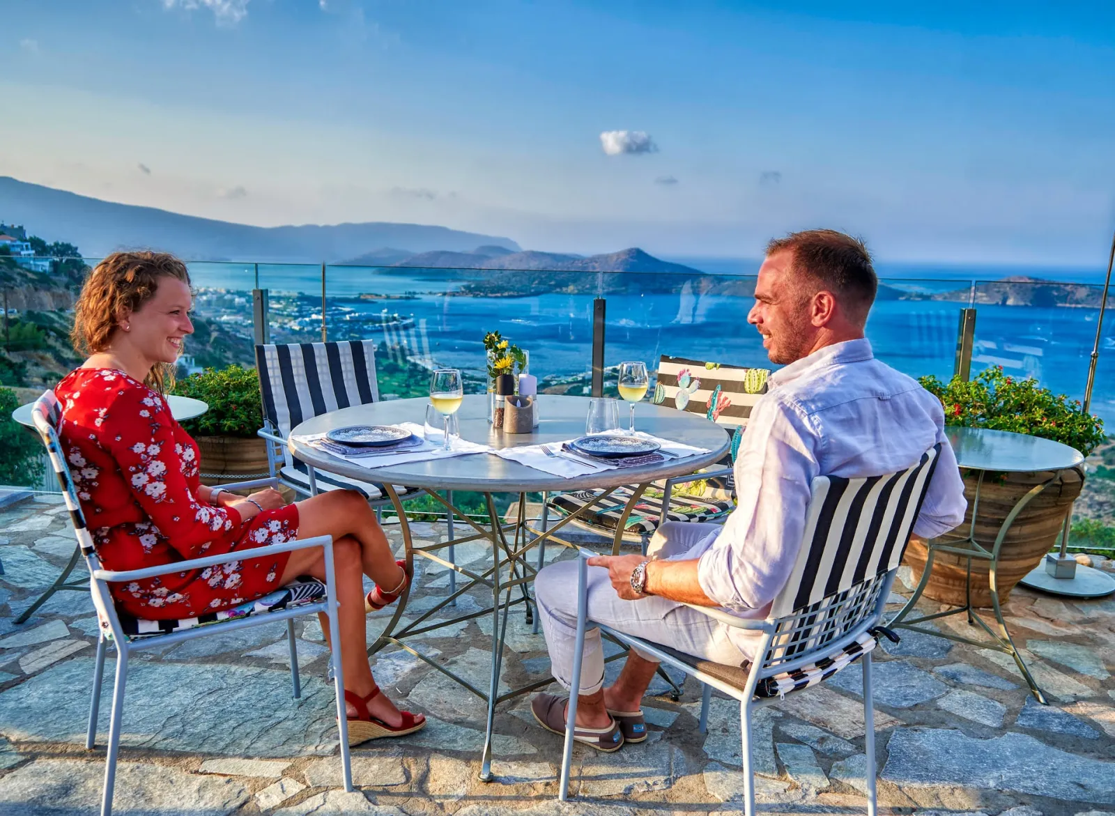 Adrakos Apartments