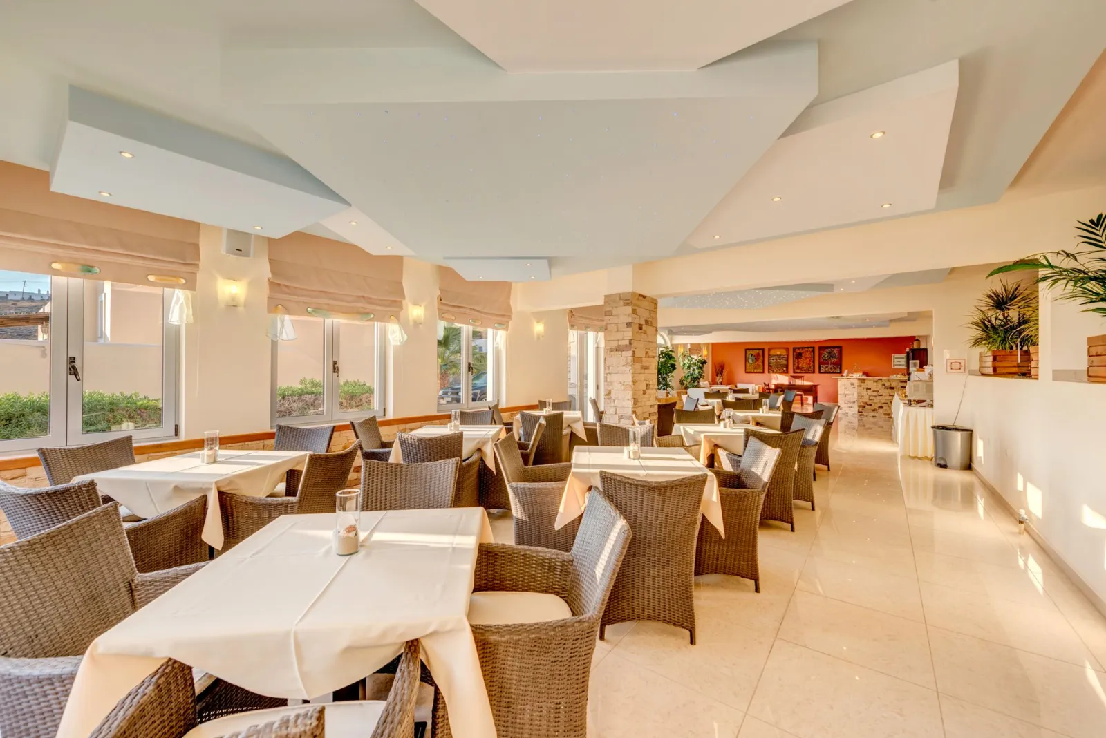 Breakfast Room