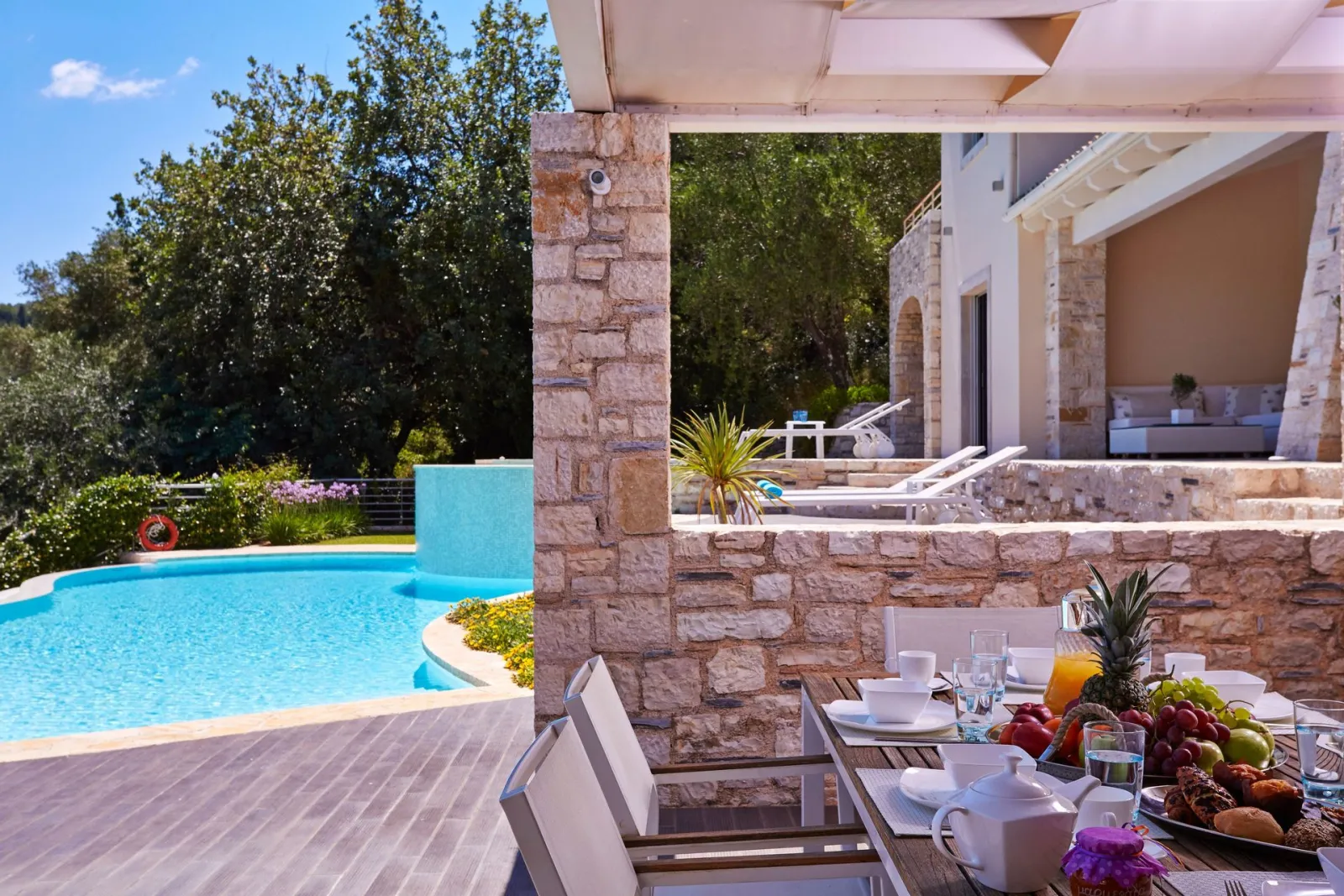 Villa Tatiana | Luxury Villa in San Stefano