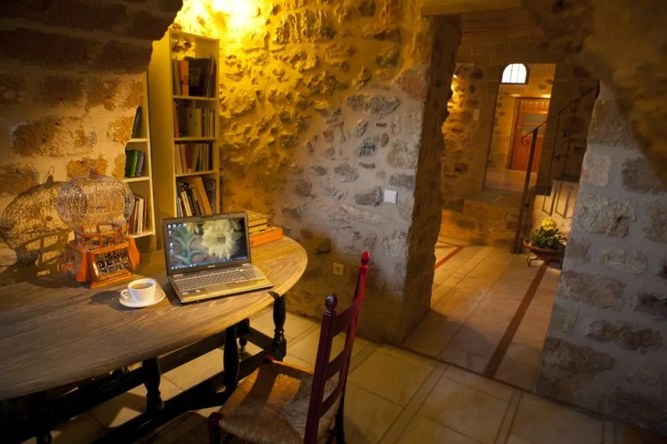 Theophano Art Hotel