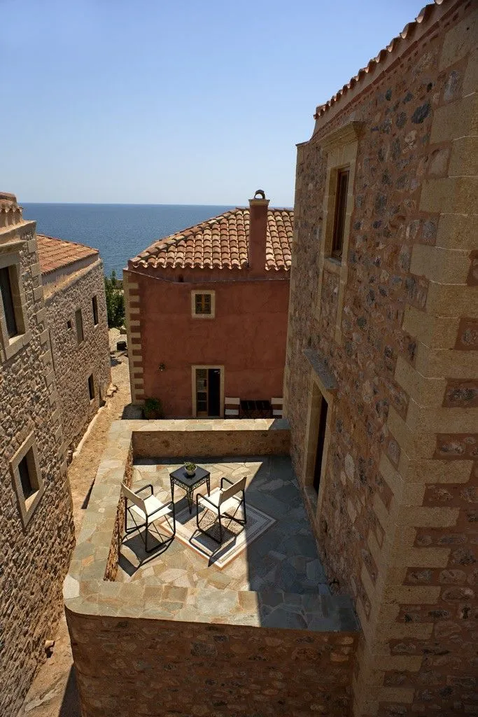 Theophano Art Hotel