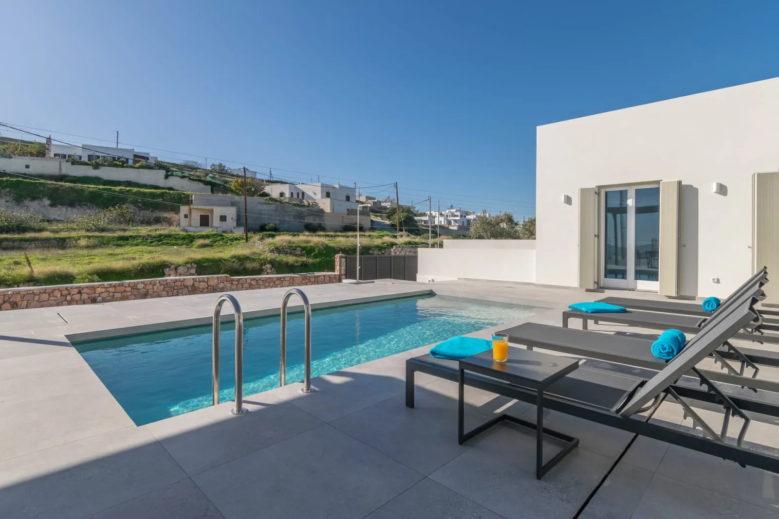 Thiopetra Villas