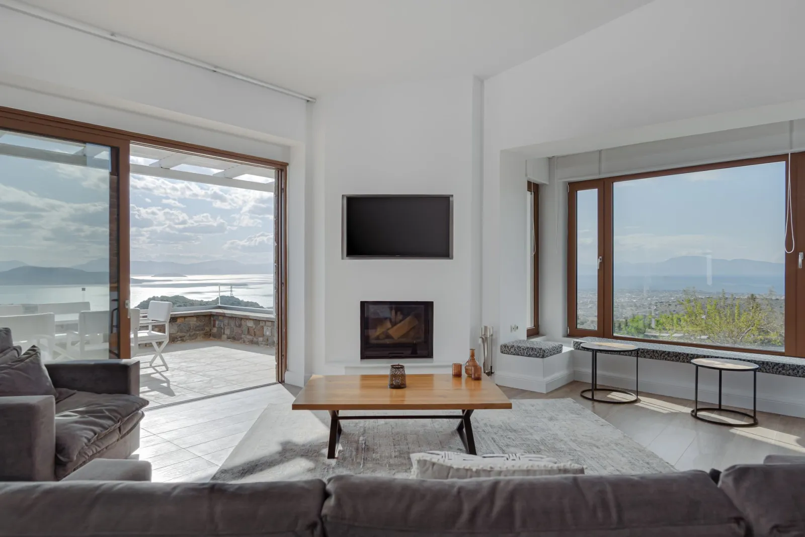 Villa Tzikides Aegina