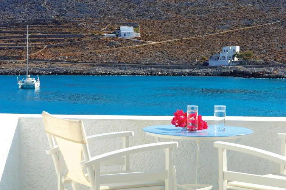 Vardia Bay Studios