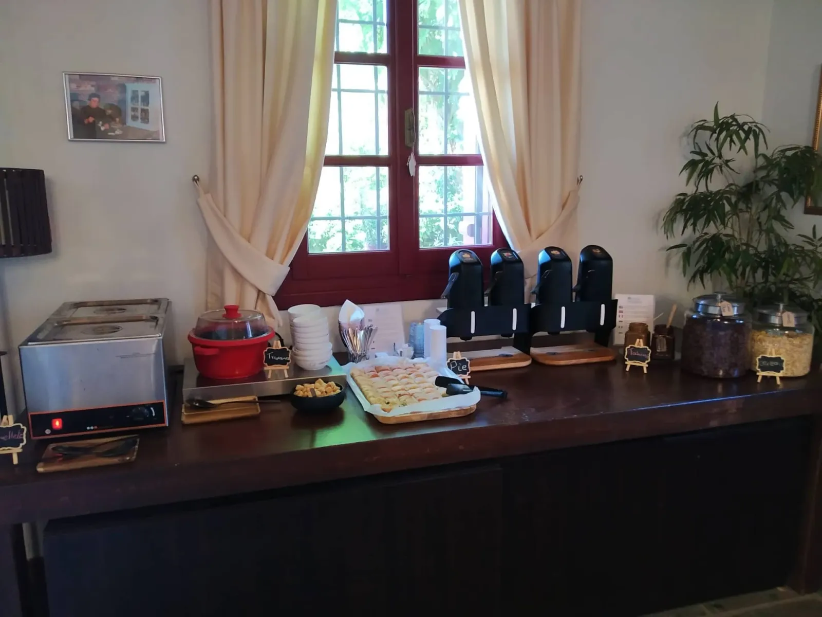 The Varos Residences Hotel