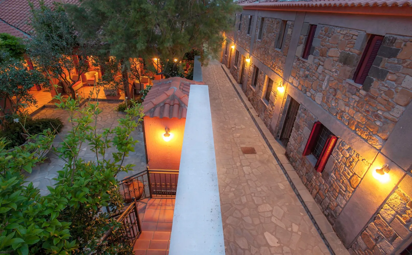 The Varos Residences Hotel