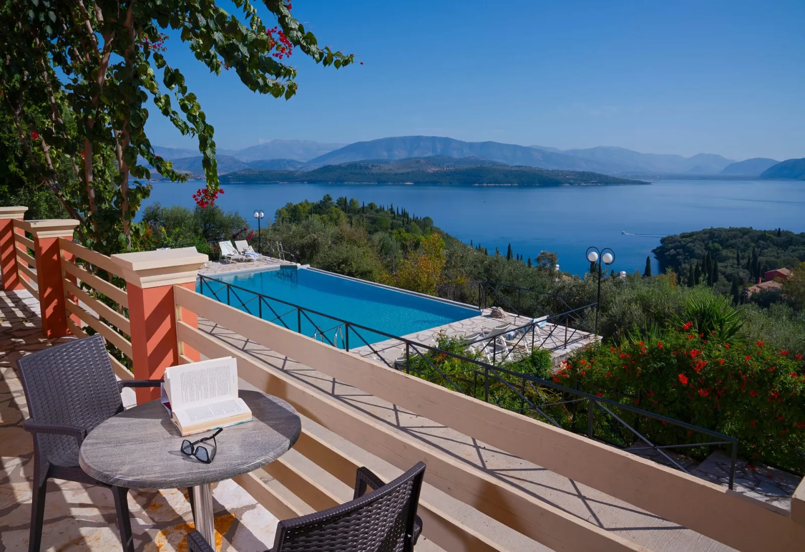 Villa Vasso Sea View Residences