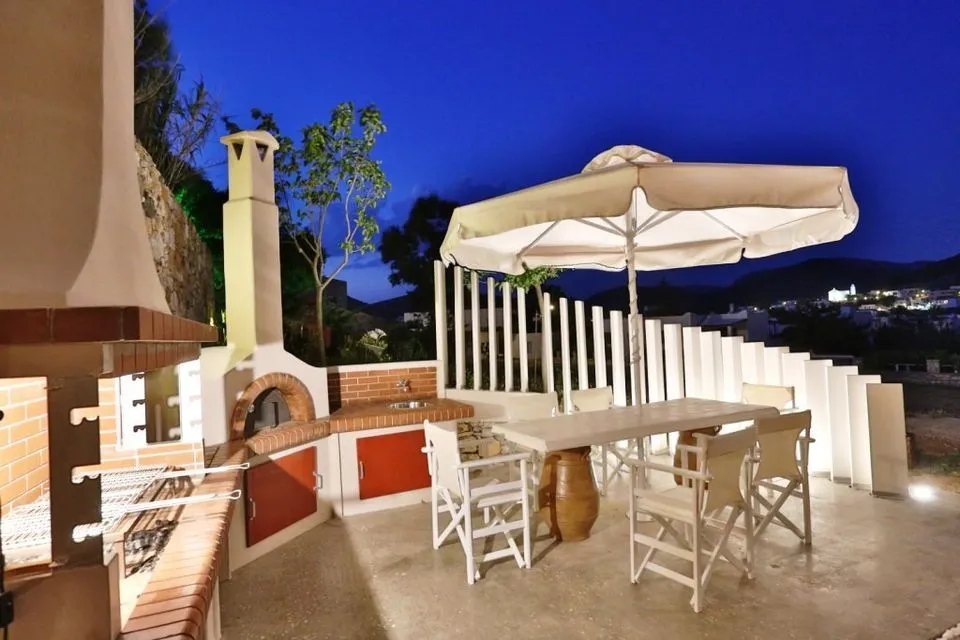 Ventoura Studios & Apartments