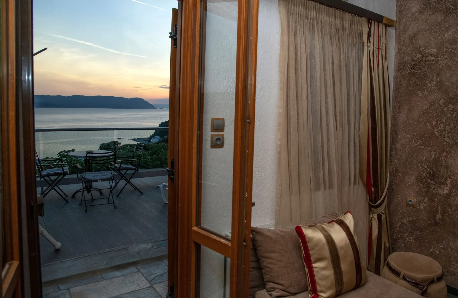 Aegean Wave Hotel