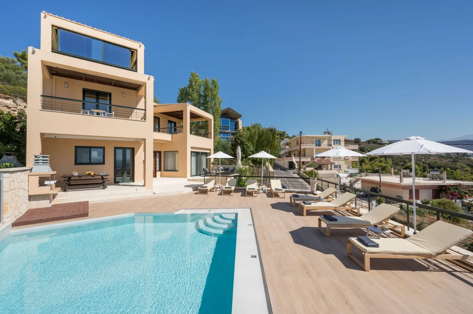 Villa City View