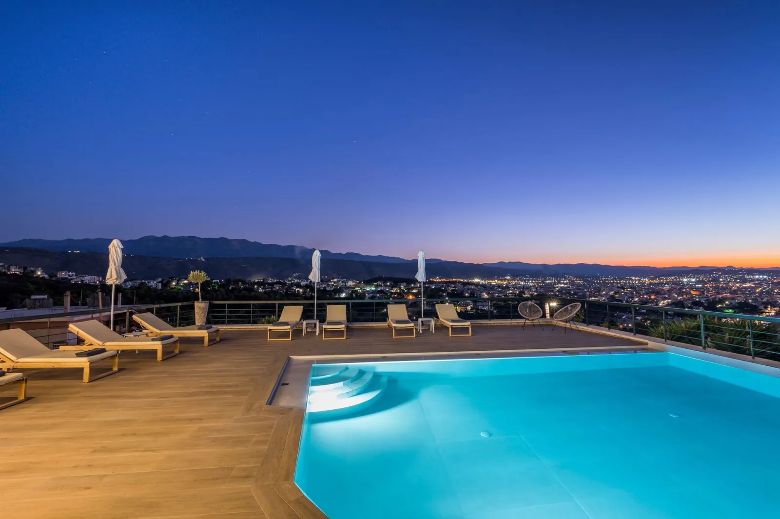 Villa City View