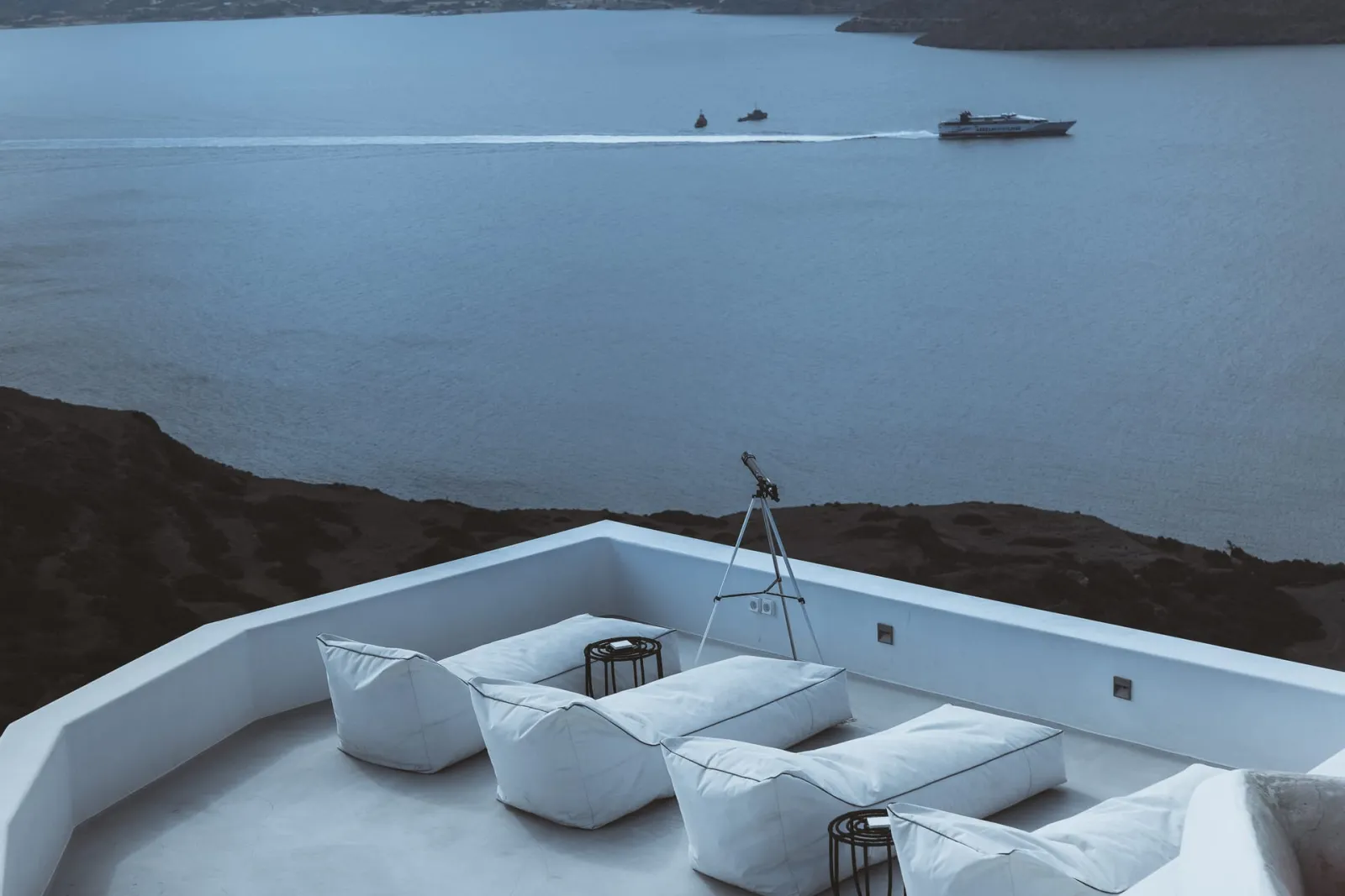 Eight Infinity Suites