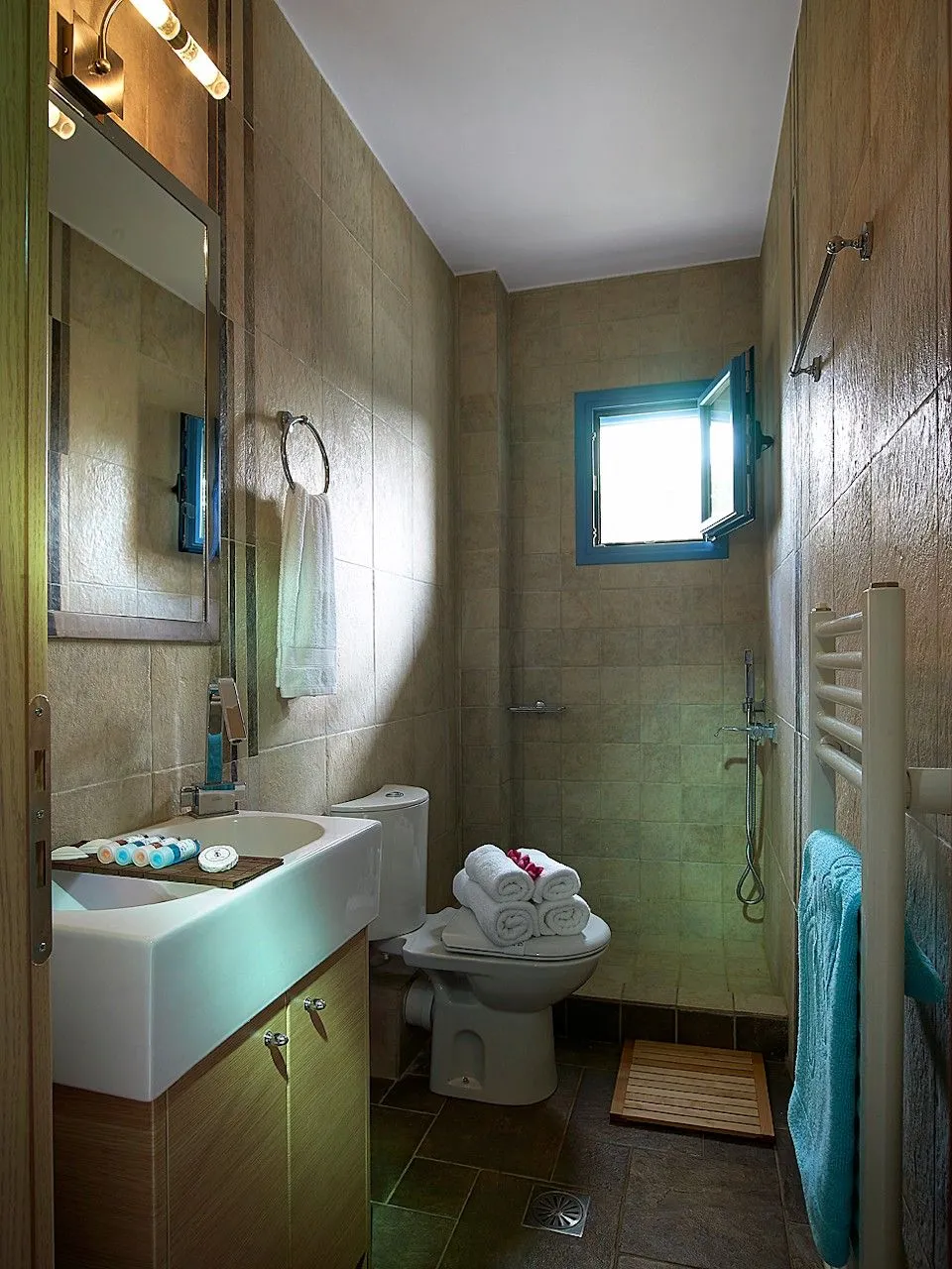 Xenia Residences & Suites