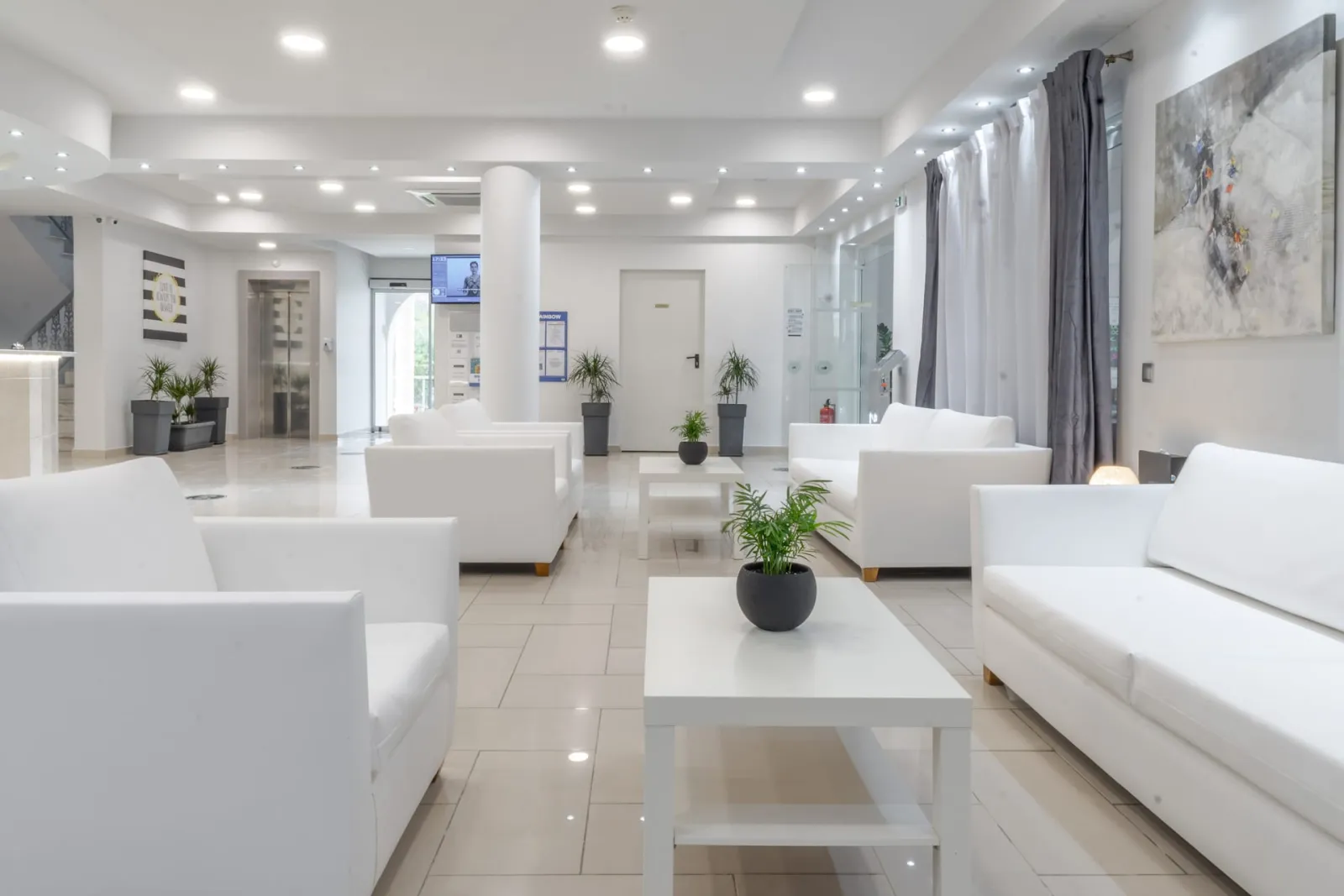 RECEPTION AREA