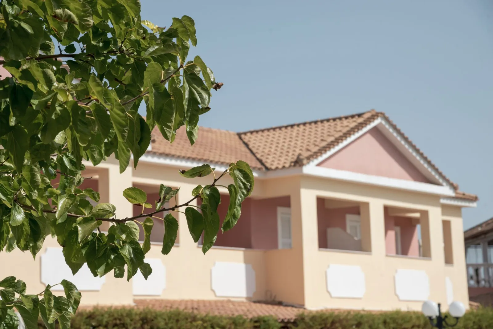 Zefyros Eco Hotel