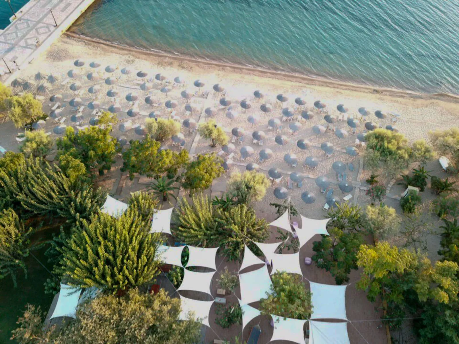 Zoe Seaside Resort
