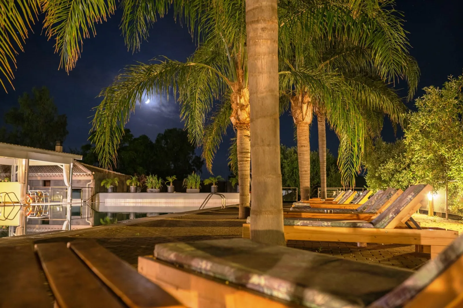 Zoe Seaside Resort