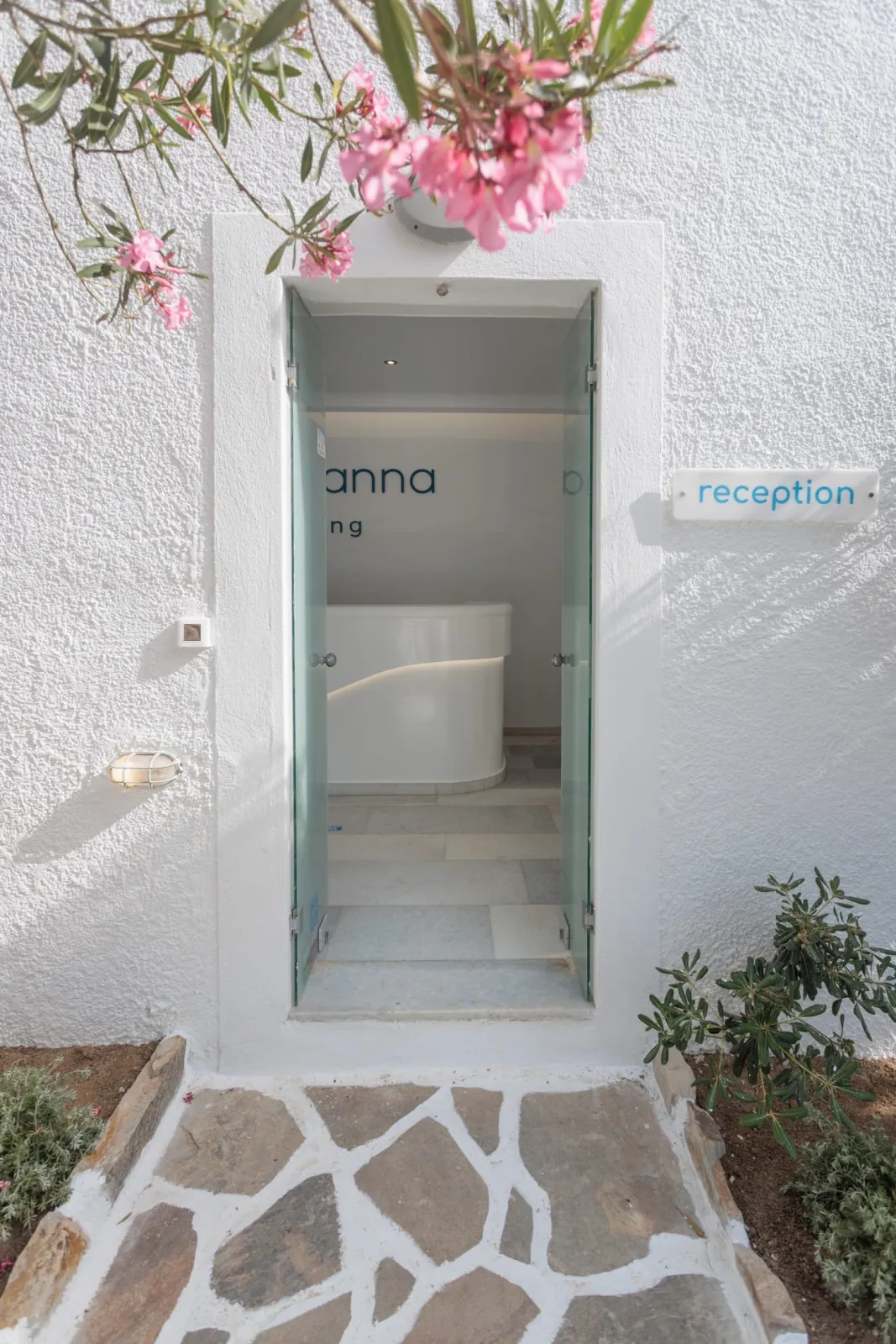 Agia Anna Living