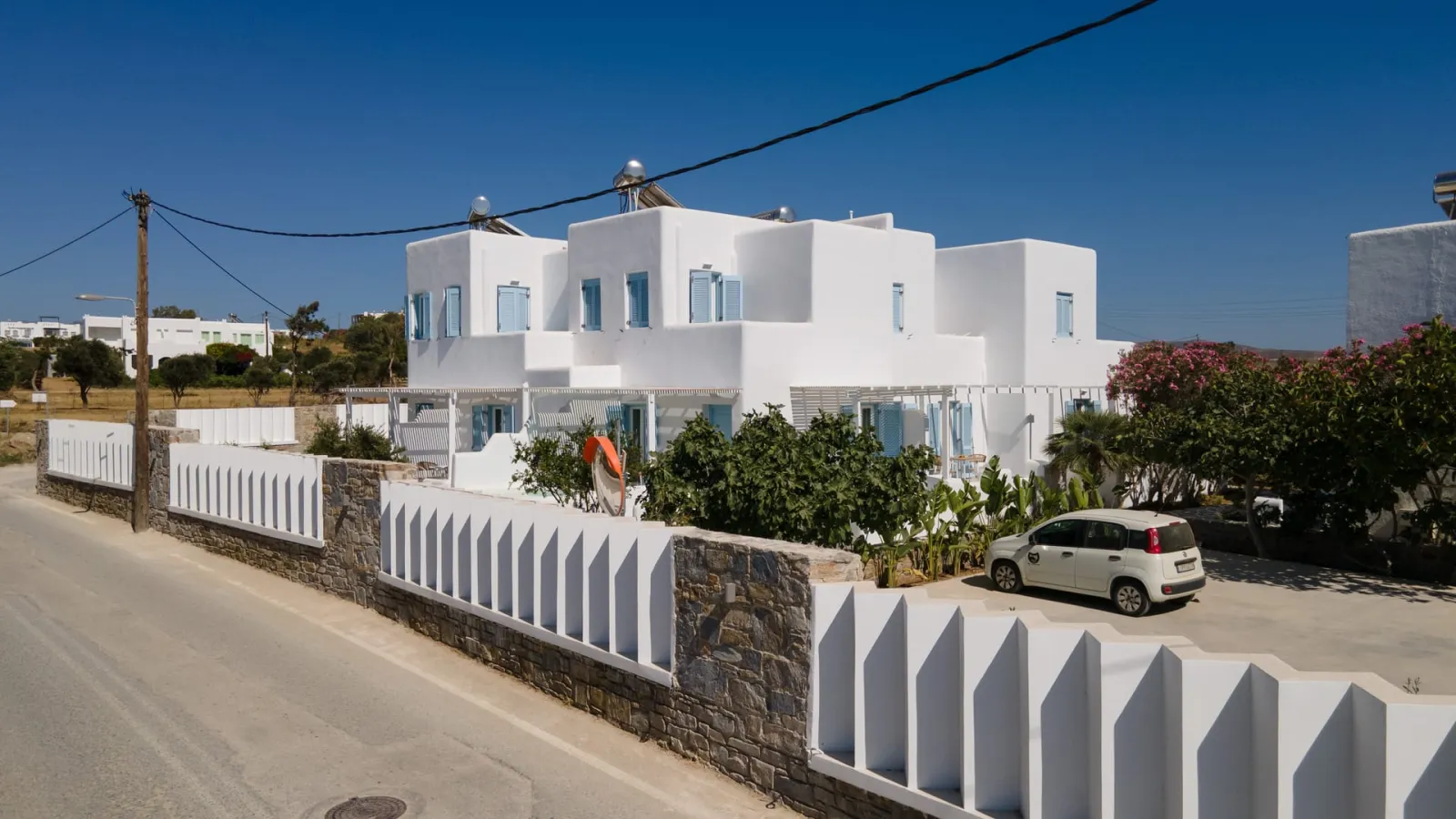 Agia Anna Living