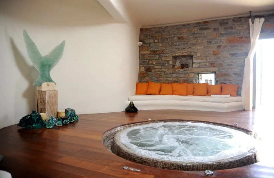 Aigis Suites Kea