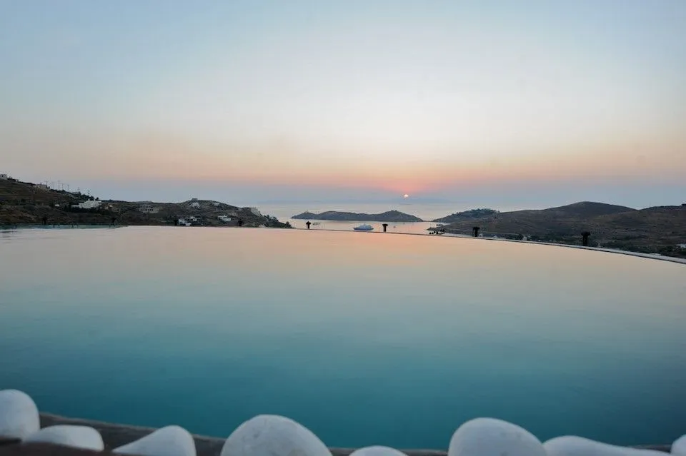 Aigis Suites Kea