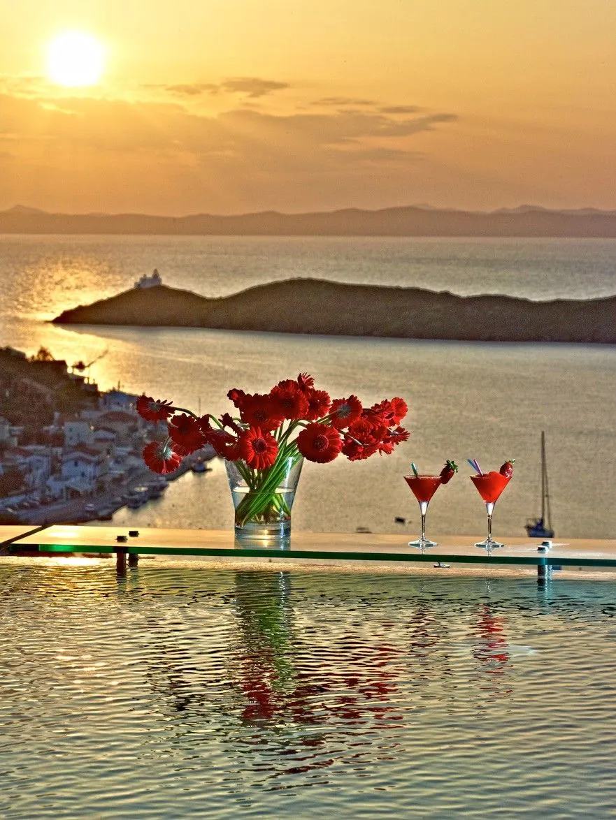 Aigis Suites Kea