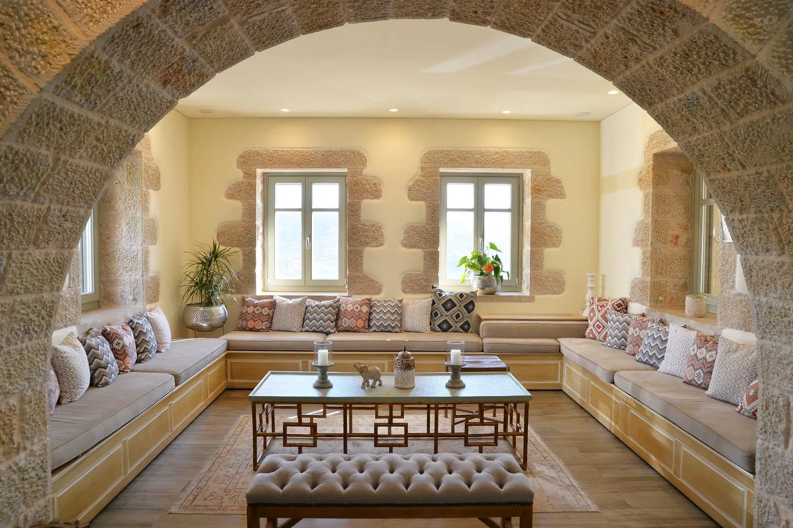 Akrolithi Boutique Hotel