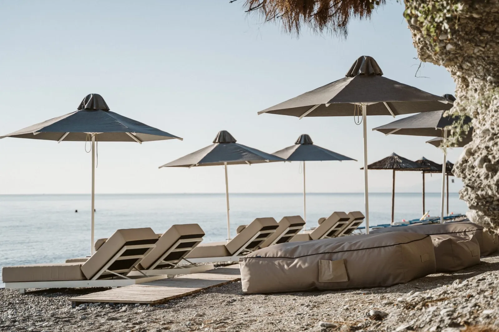 Akrotiri Olympus Luxury Suites