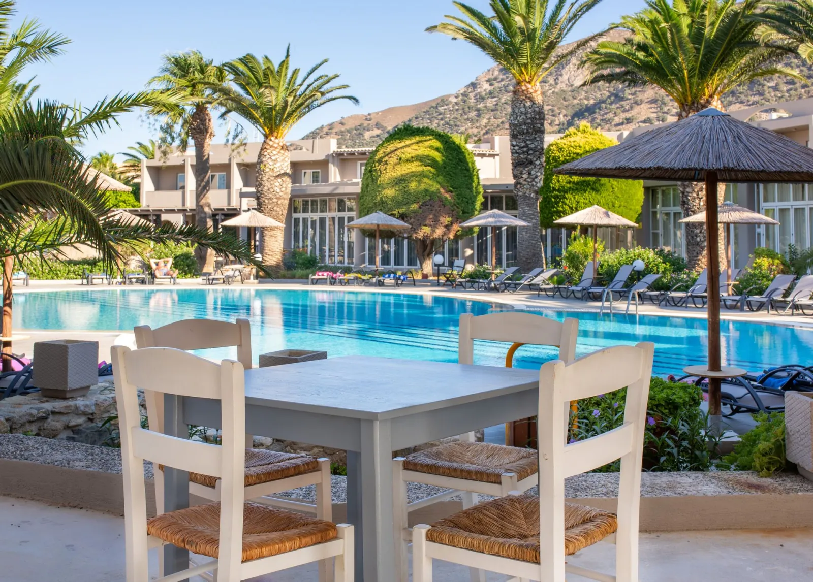 BAR - ADULTS ONLY