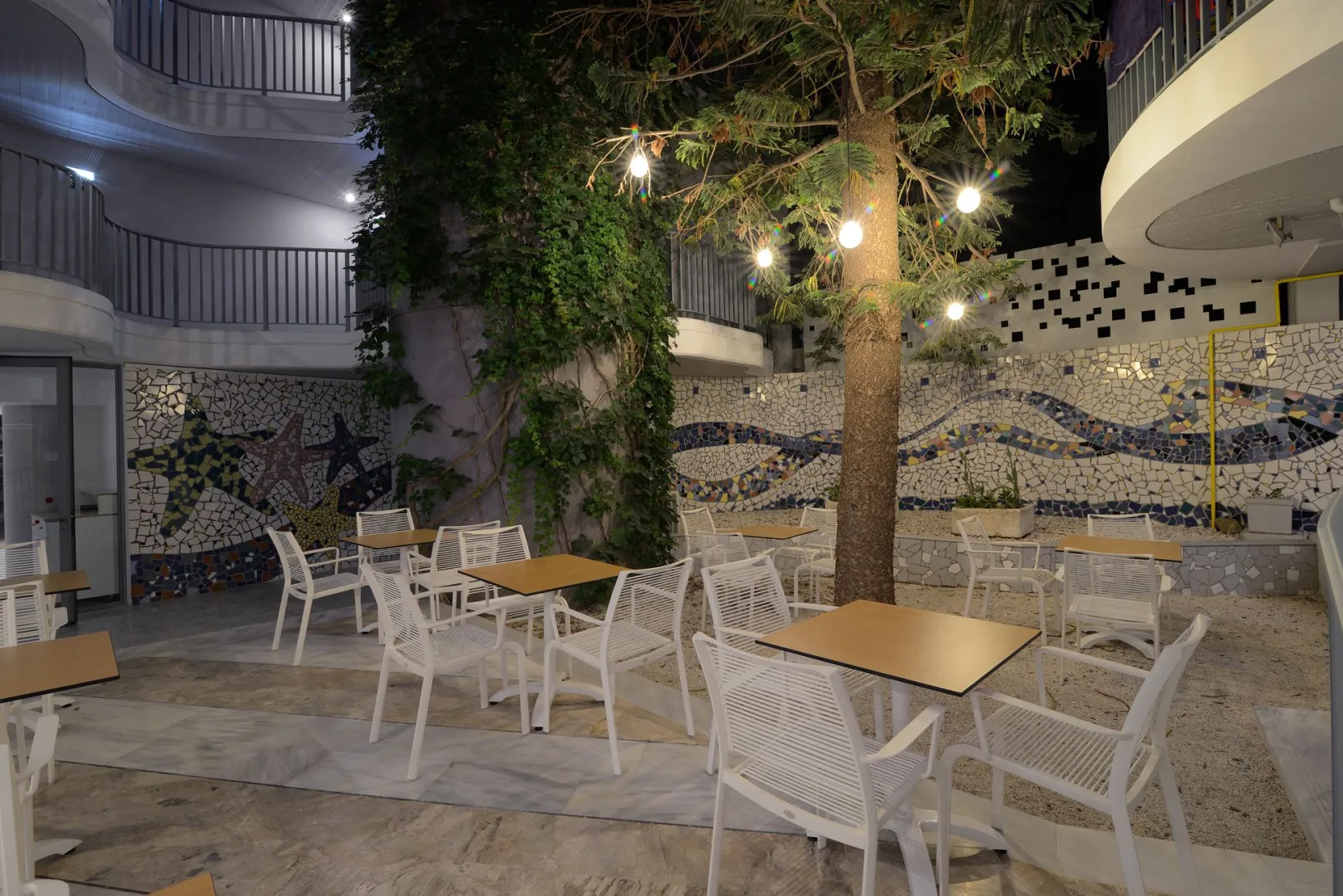 Alia Beach Hotel
