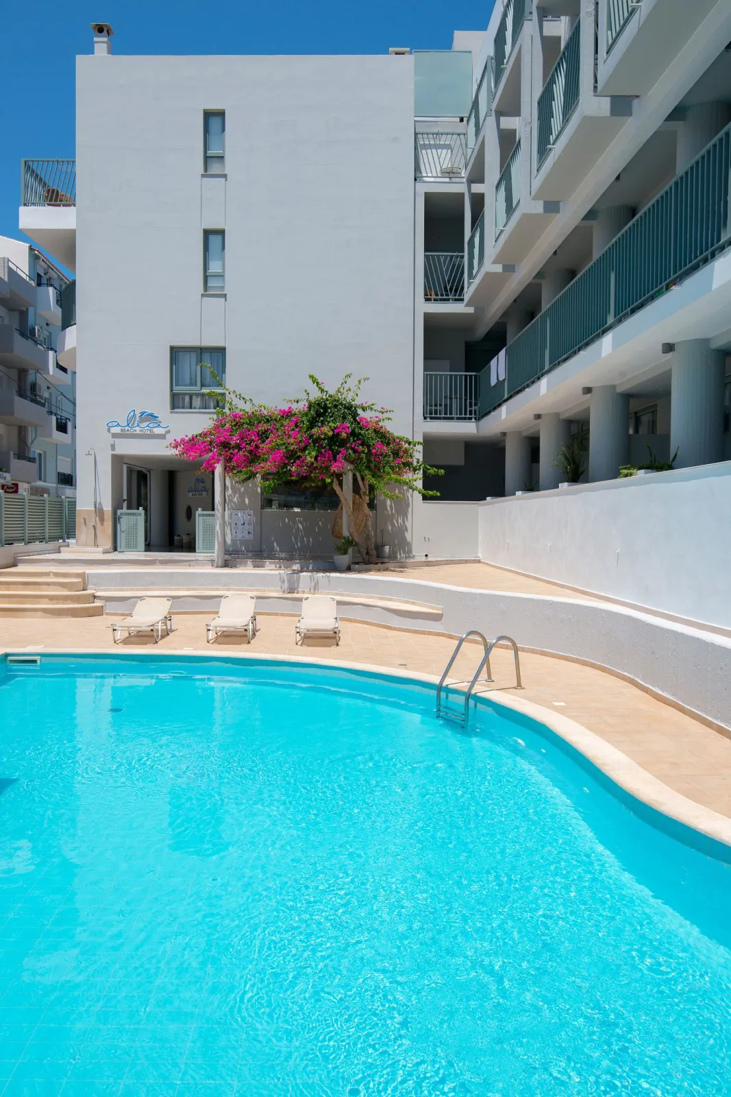 Alia Beach Hotel