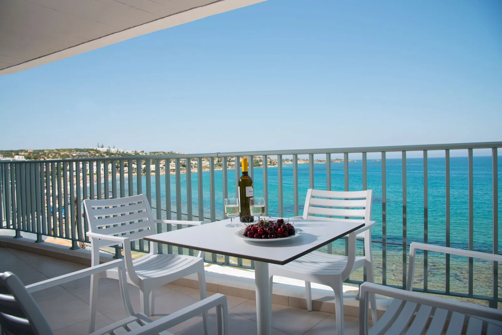 Alia Beach Hotel