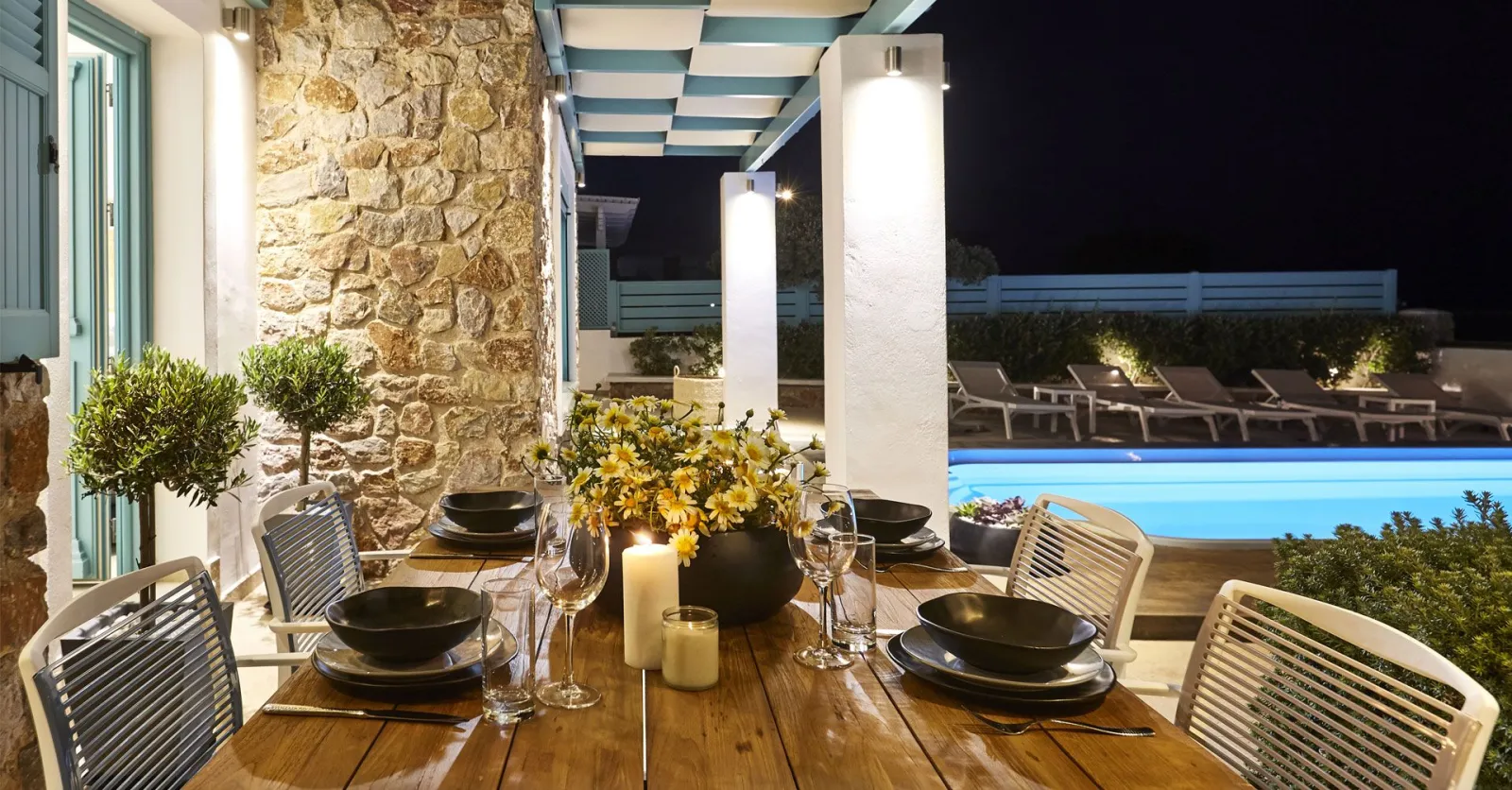 Almyriki Beach Villa Santorini