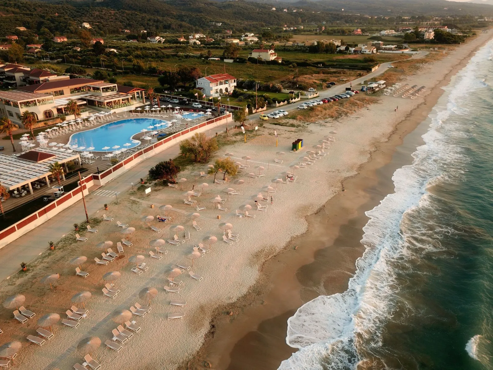 Almyros Beach Resort & Spa