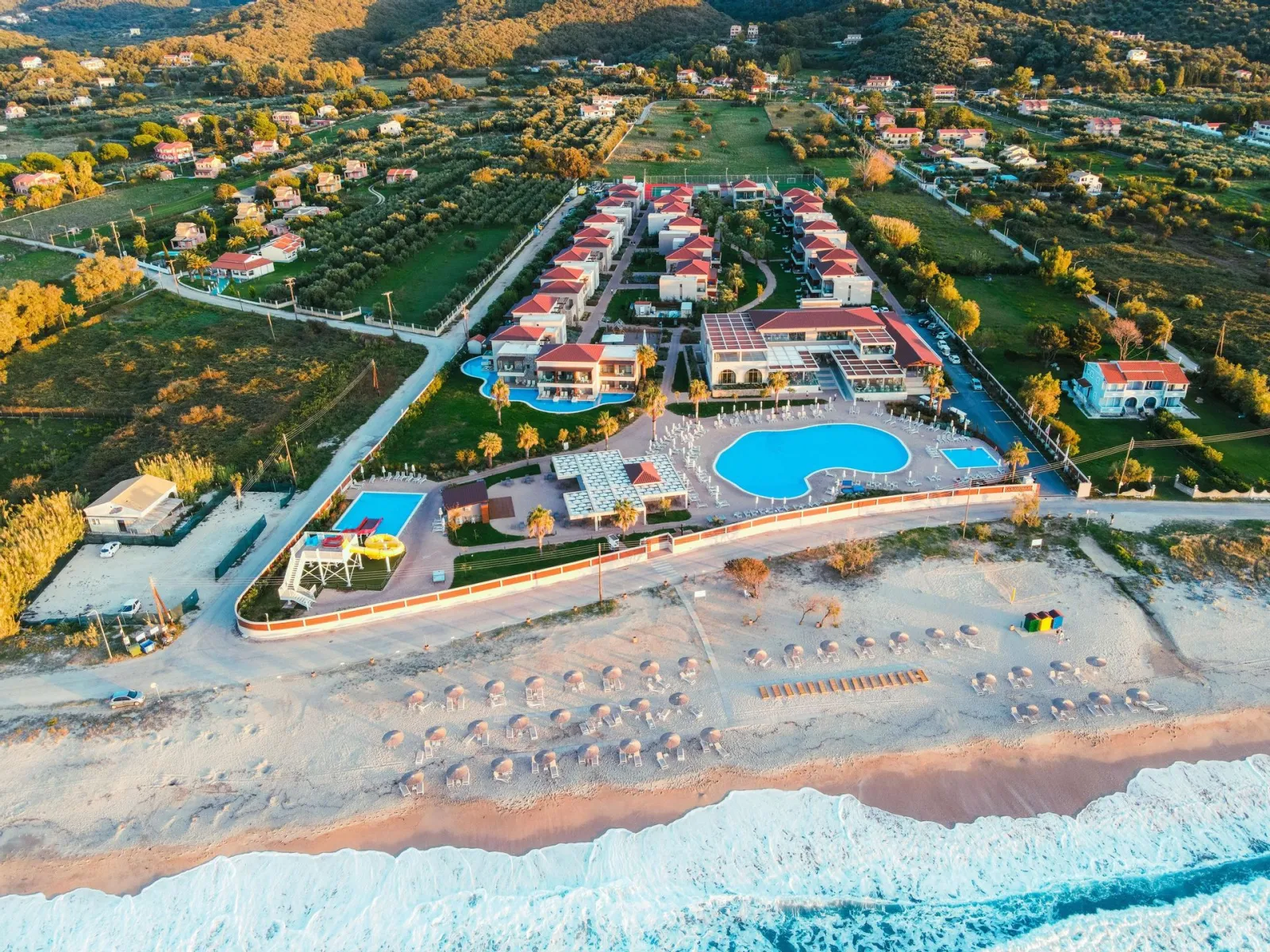 Almyros Beach Resort & Spa