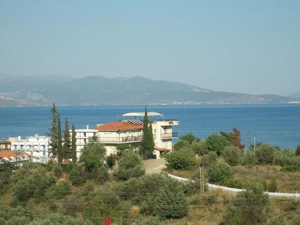 Alonia Studios Tolo