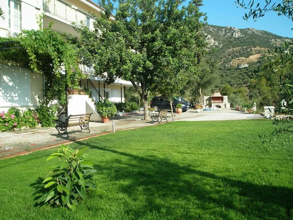 Alonia Studios Tolo
