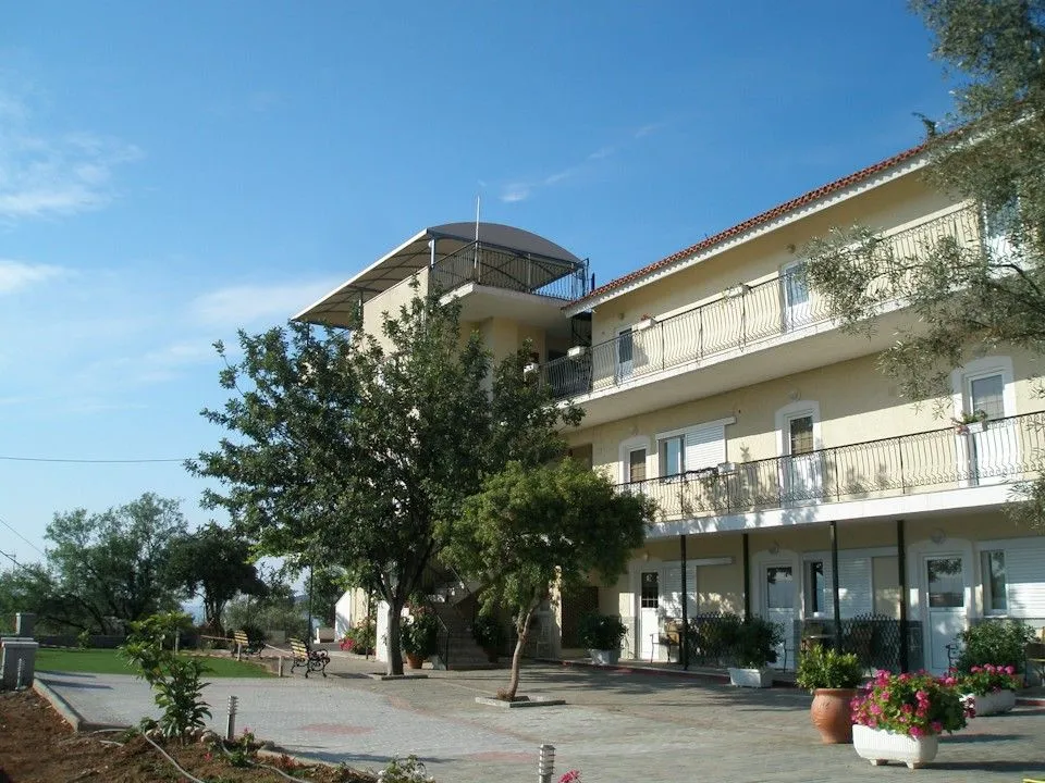 Alonia Studios Tolo
