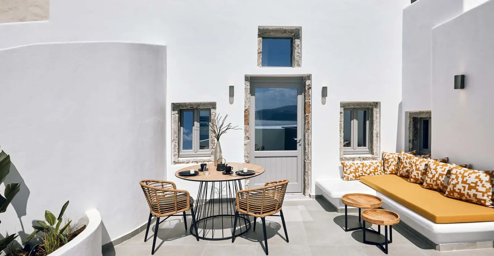 Allure Breeze Suites