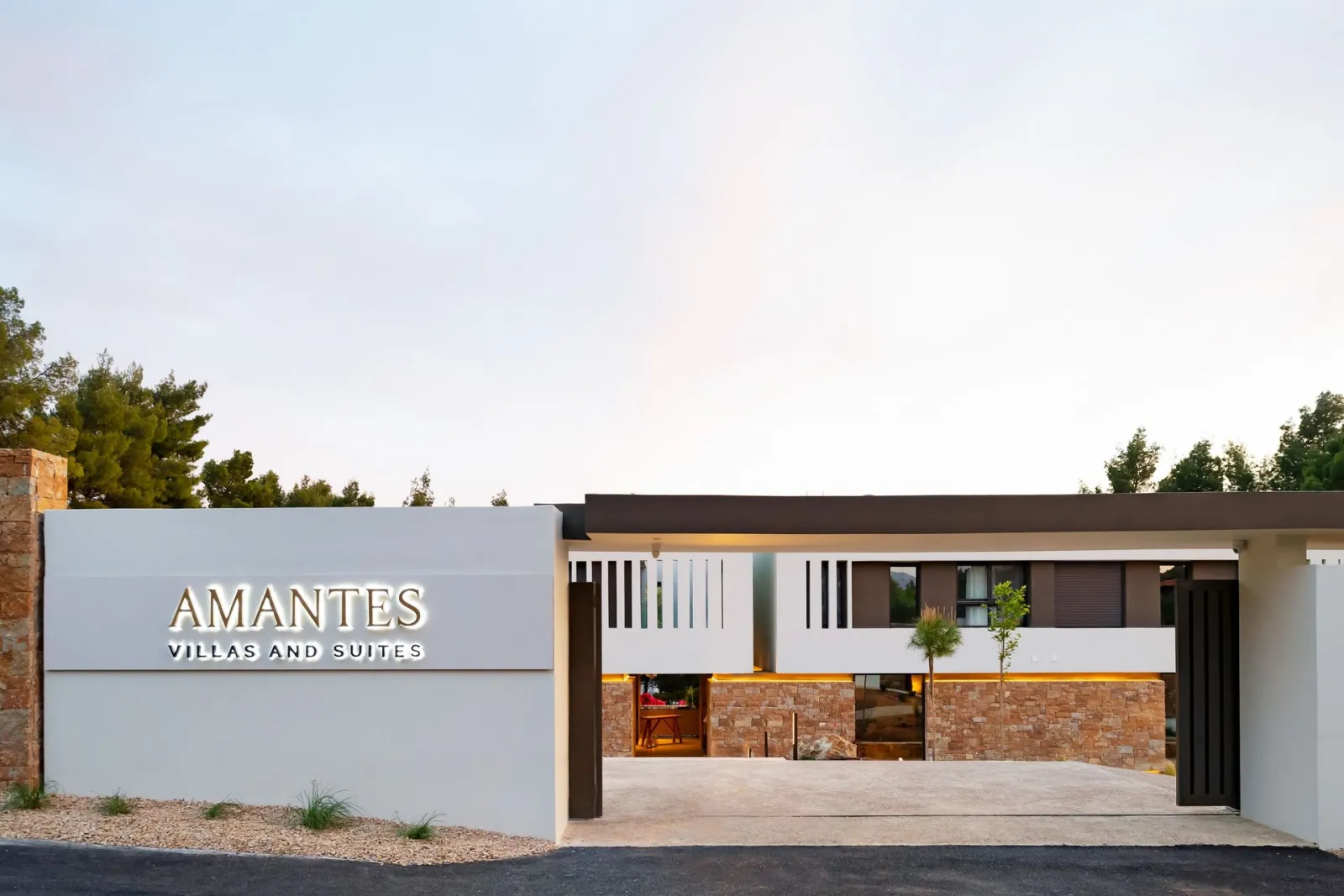 Amantes Villas & Suites